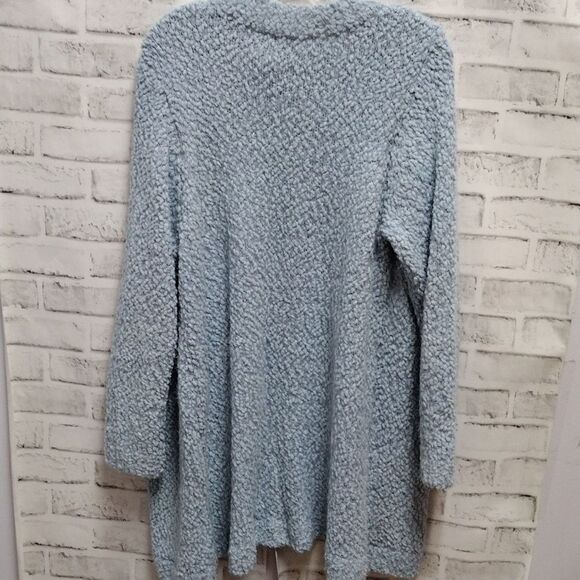 Christopher banks sweater - Picture 3 of 3